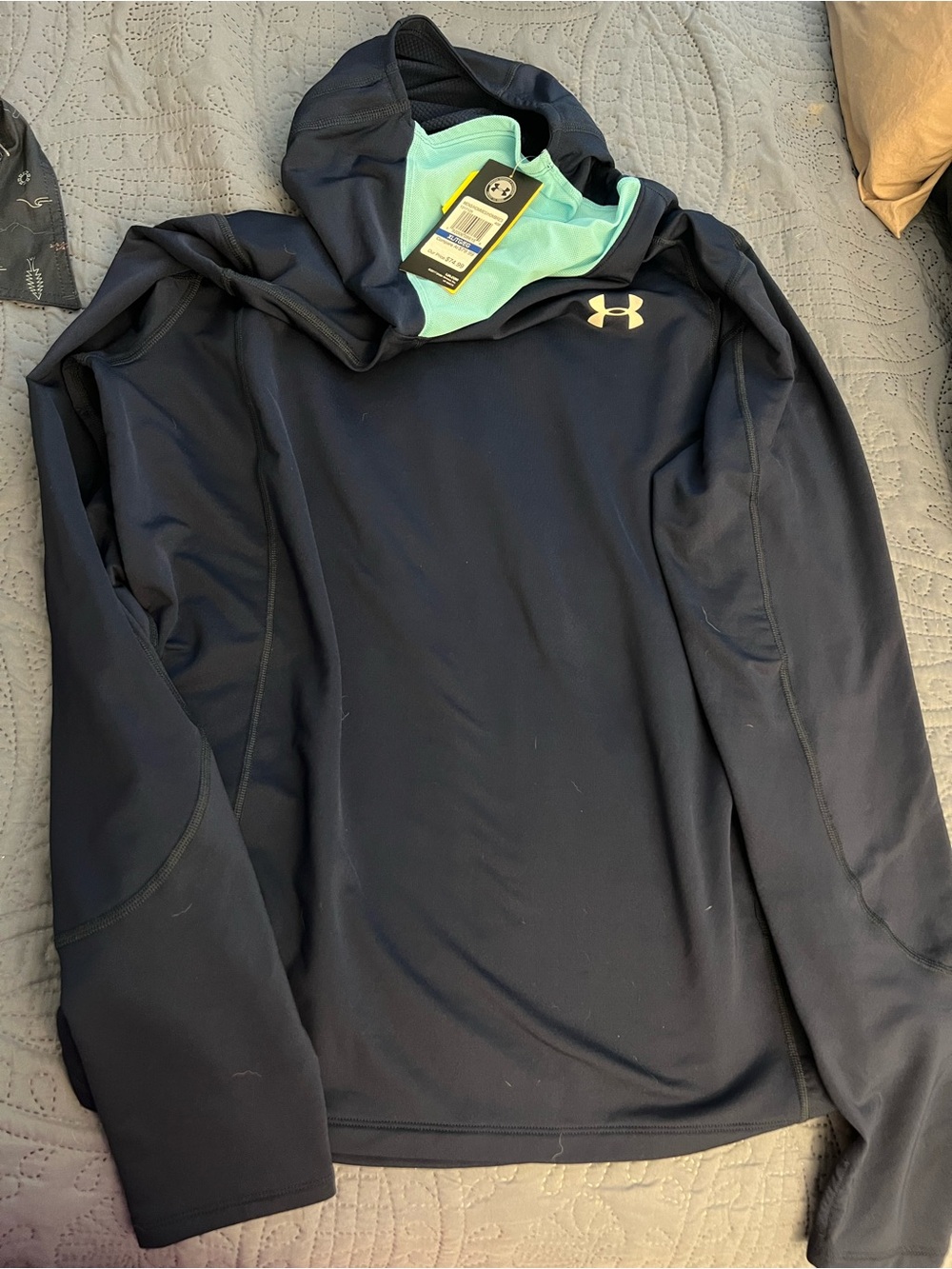 NWT Men’s Under Armour Navy Hoodie with Mint Lining